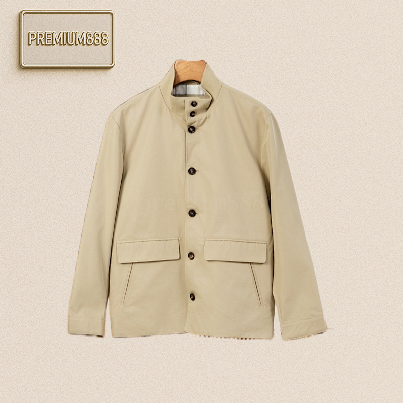 LP Noble Stand-up Collar Horn-buckle Jacket Encounter The Interweaving Of Retro And Comfor