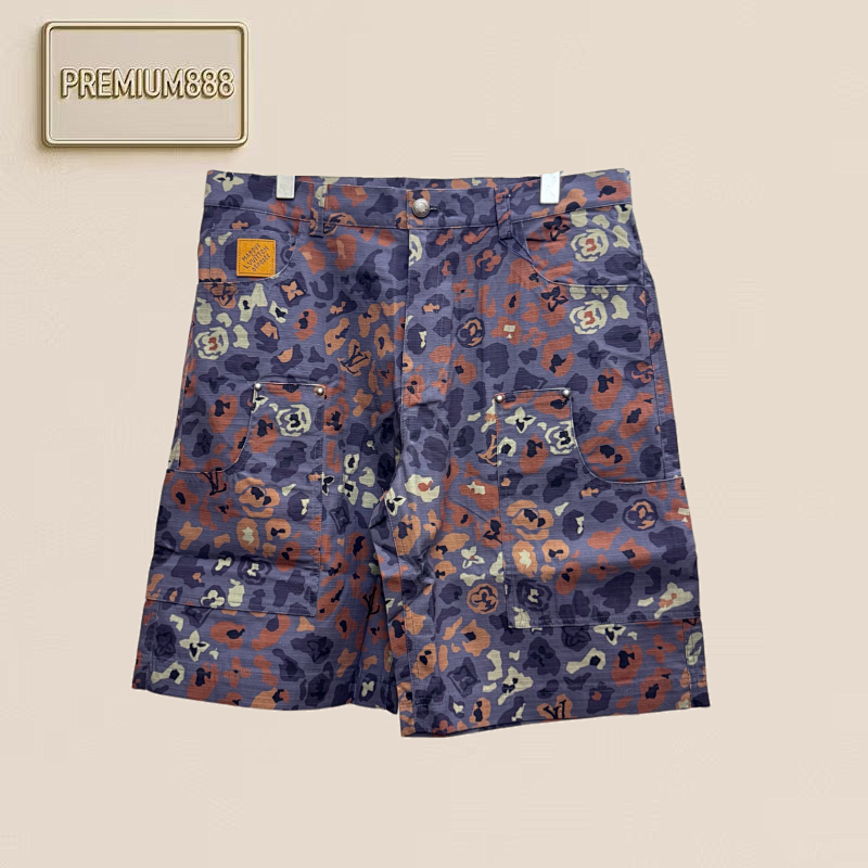 Louis Nigo Collaboration Print Short Pants. Size S M L XL