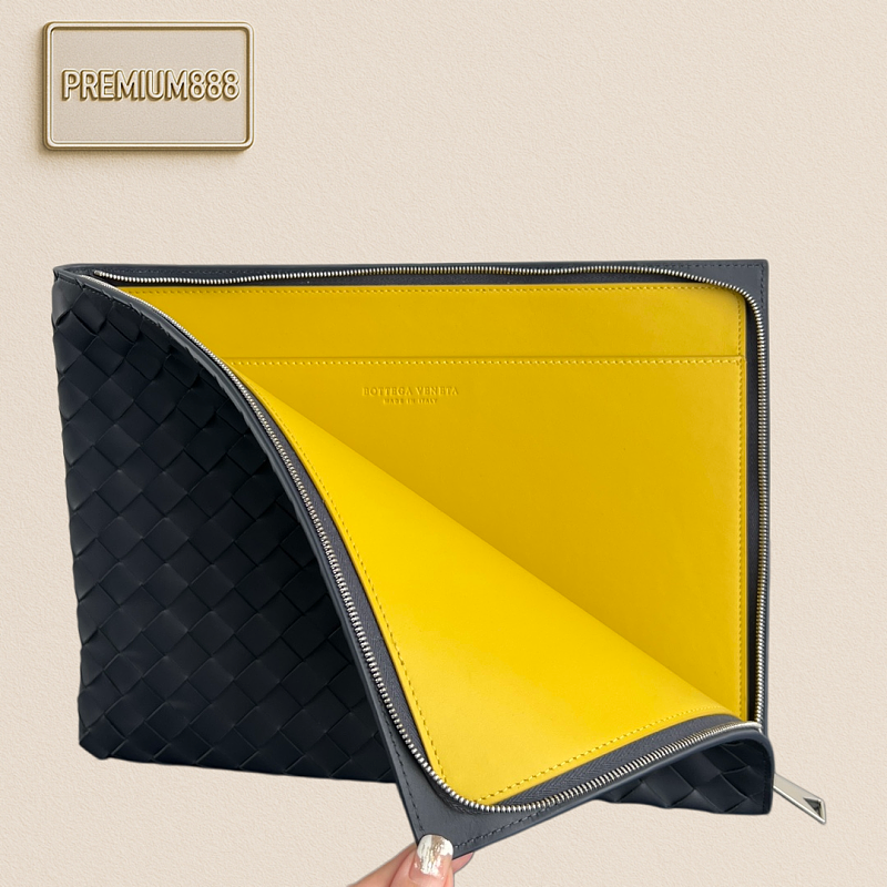 Handbag from Premium888