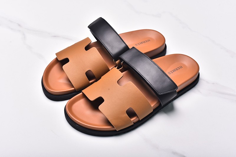 Hermès Hermes Chypre Flat Slippers Classic Khaki Black Leather Top