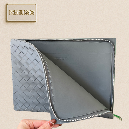 Handbag from Premium888