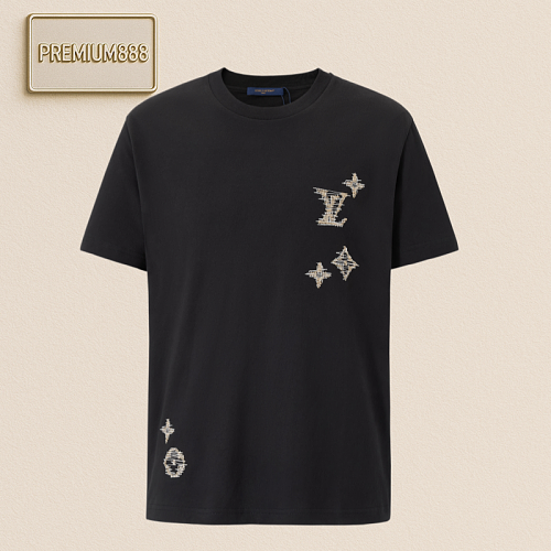 Three-needle Embroidered T-shirt