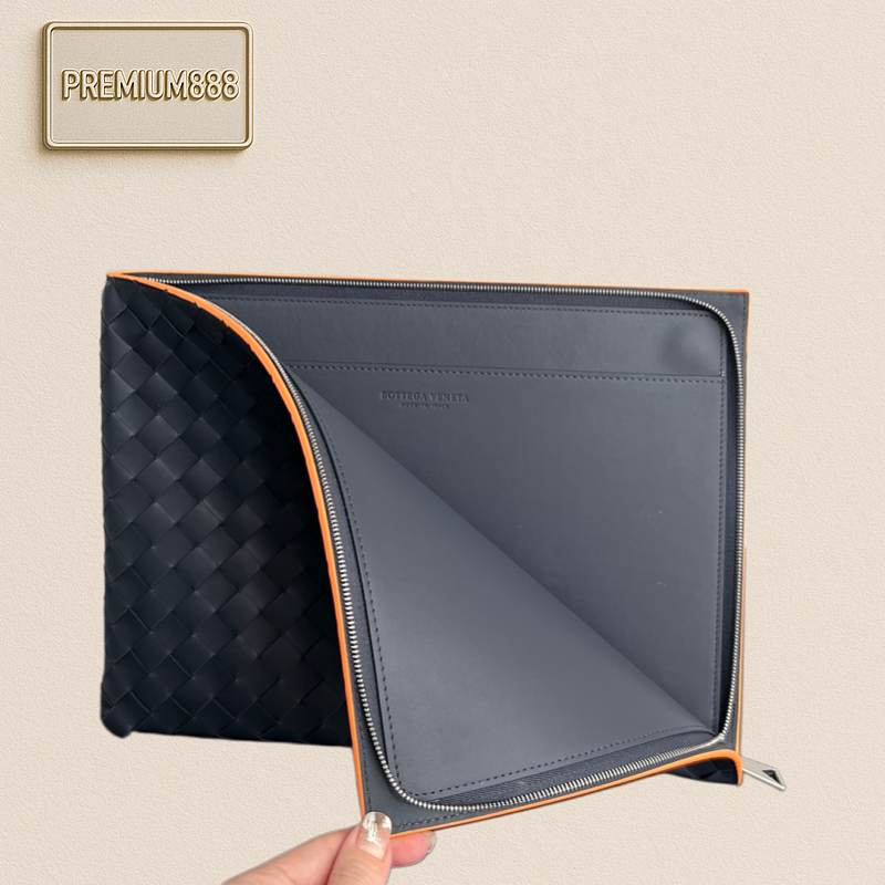 Handbag from Premium888