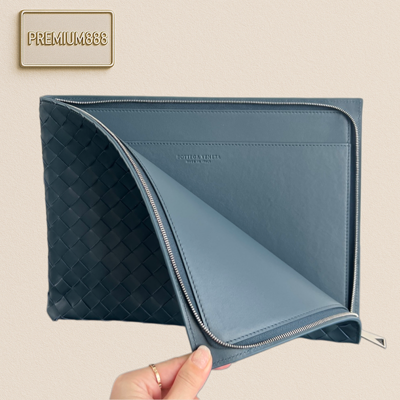 Handbag from Premium888