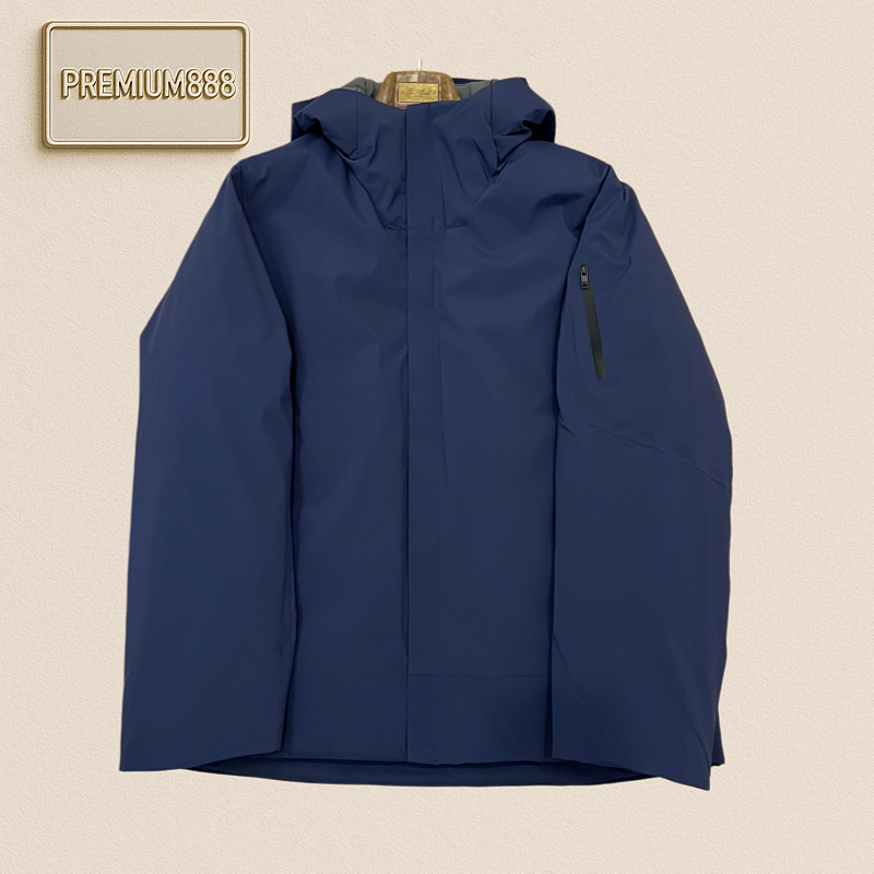 Zegna Jenia Hooded Insulated Jacket With Zipper Closure