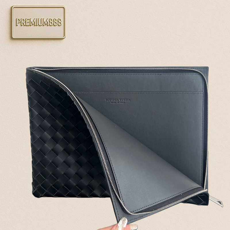 Handbag from Premium888