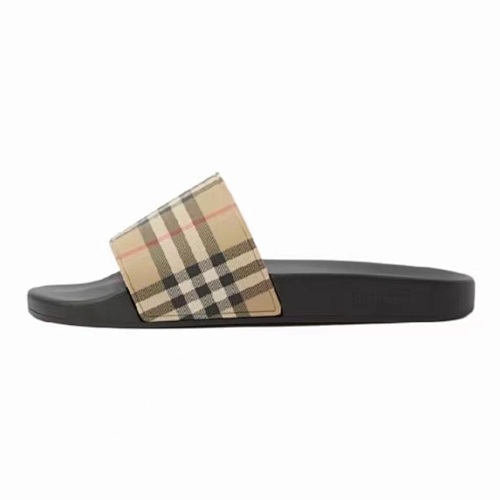B BR Classic Striped Sandals