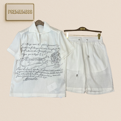 Select The Brand's Linen Blended Fabric. It Feels Soft And Smooth When Touched With A Matt