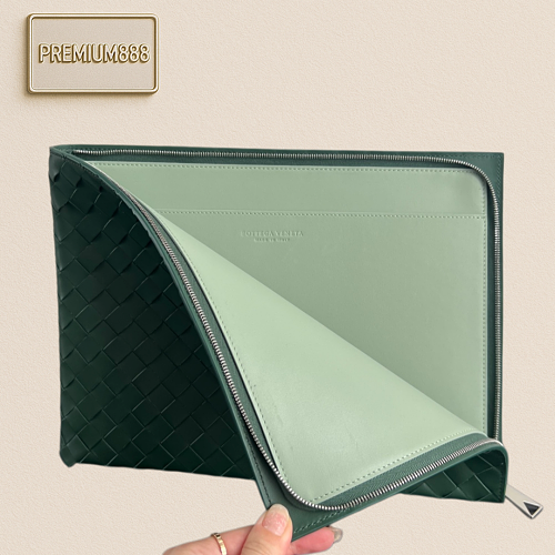 Handbag from Premium888
