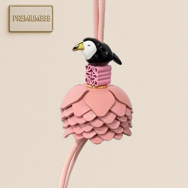 Loewe Animal Series - Giant Bird Pendant Accessory
