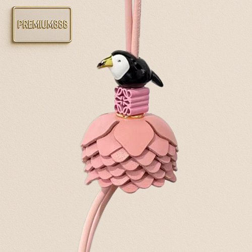 Loewe Animal Series - Giant Bird Pendant Accessory