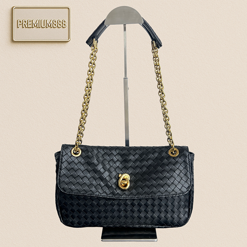 BV Madison Handbag 876648 The Classic Woven Leather And Metal Chain Combination Creates Th
