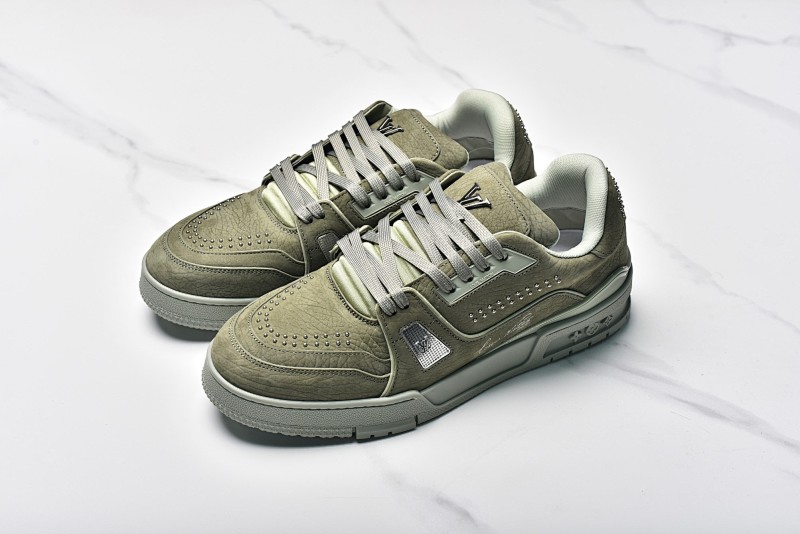 Louis Vuitton Trainer Green Rivets