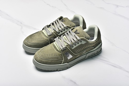 Louis Vuitton Trainer Green Rivets
