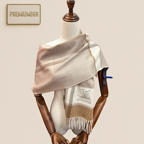 Men's And Women's Couple Scarf It's So Beautiful And Refreshing Feels Soft And Comfortable