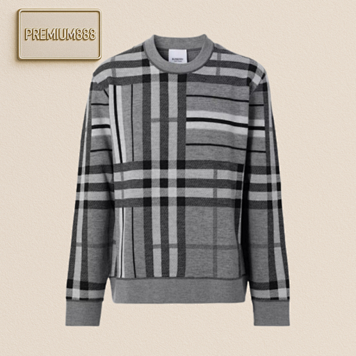 Burberry Woolen Knitwear