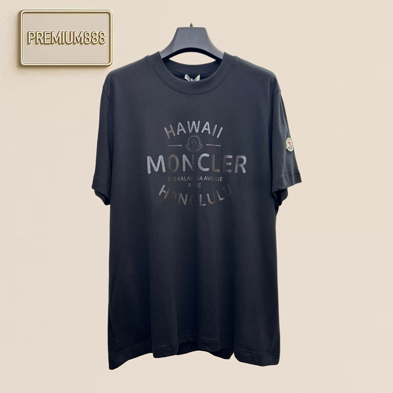 Monc - Sleeveless T-shirt With Letter Badge Print