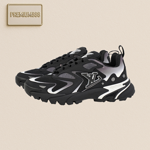 Louis Vuitton L V Runner Tatic Sneakers