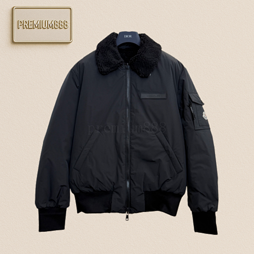 Moc Double-sided Pilot Down Jacket With A Muzzle