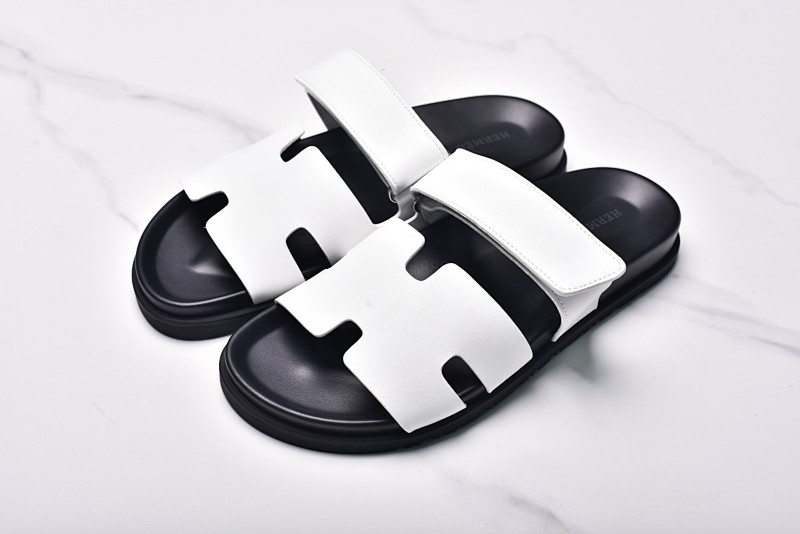 Hermès Hermes Chypre Flat Slippers Classic White Leather
