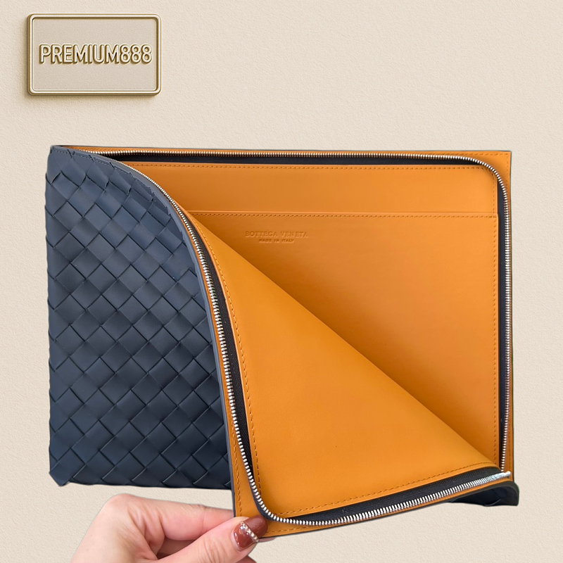 Handbag from Premium888