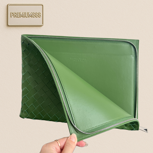 Handbag from Premium888