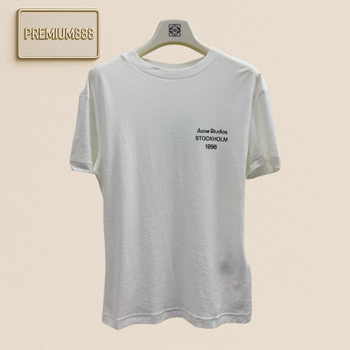 Acne Studios Women's Short-Sleeved T-Shirt With Small Chest Logo