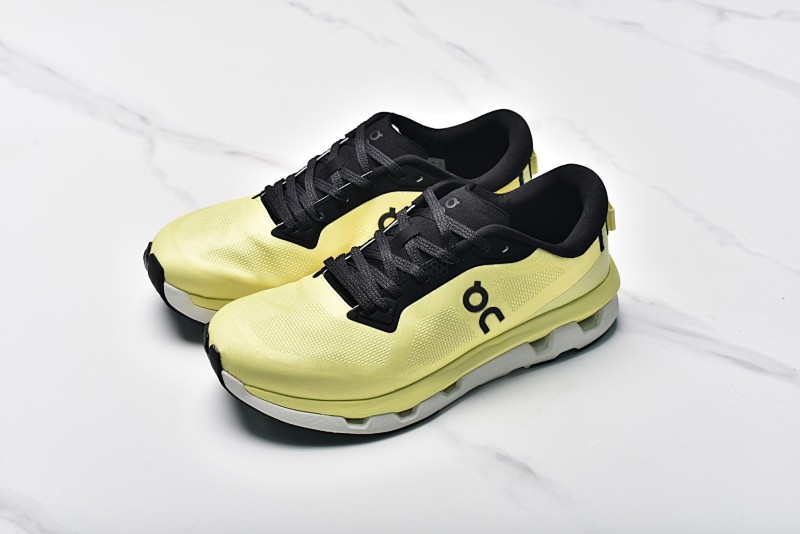On Cloudzone Low-Top Running Shoes Men's Yellow