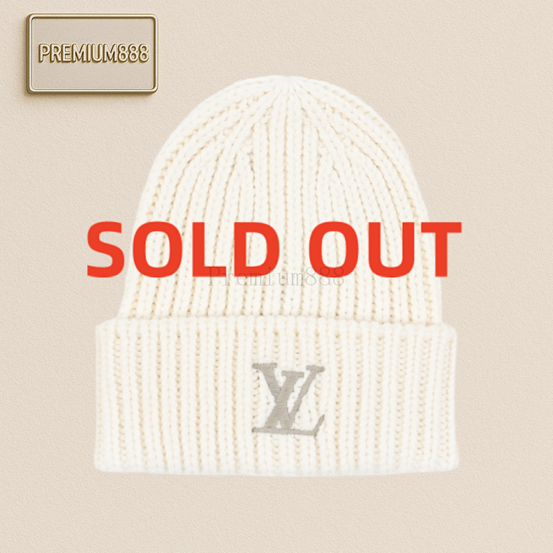 L V Embroidered Beanie White