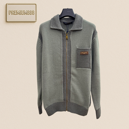 1v Louis Leather-embossed Pocket Collar Knit Jacket