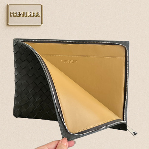 Handbag from Premium888