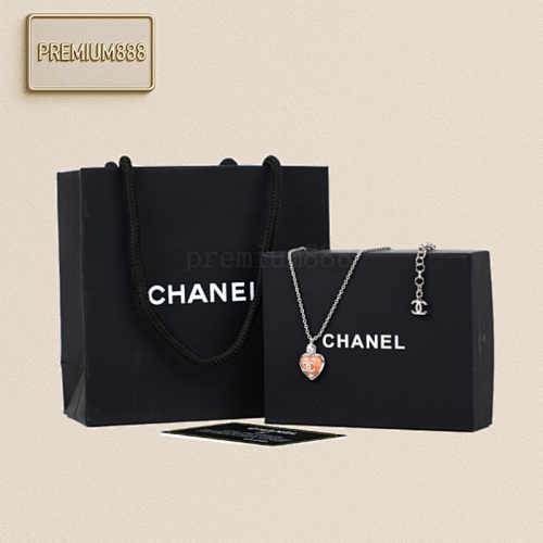 Chanel Chan El Heart Necklace Pink