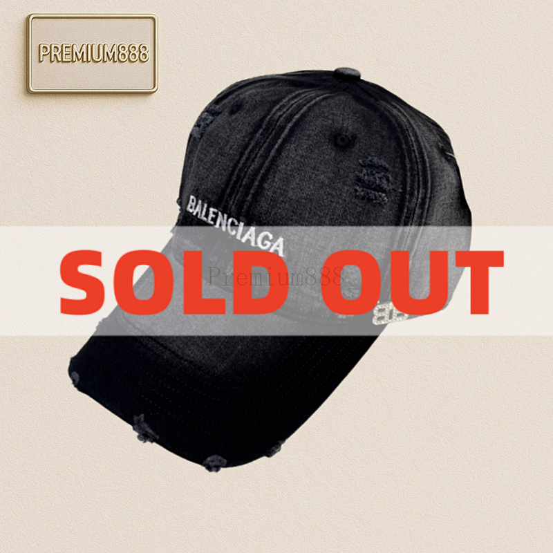 Balencia A Balenciaga's New Baseball Cap