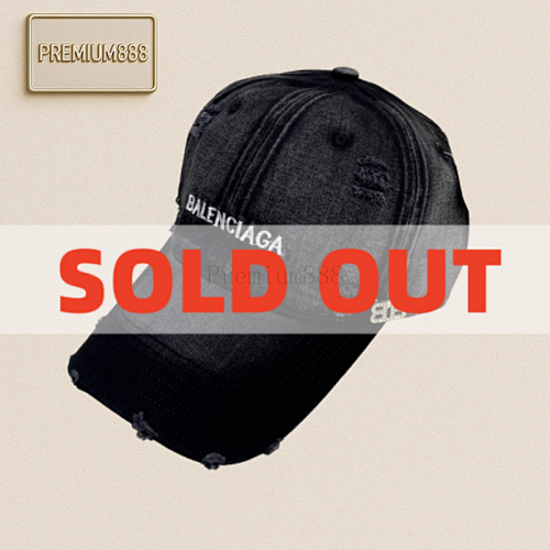 Balencia A Balenciaga's New Baseball Cap