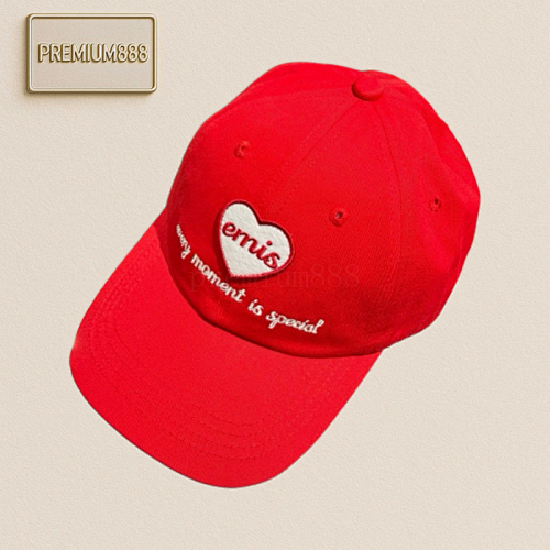 Emis Trendy Peaked Hat