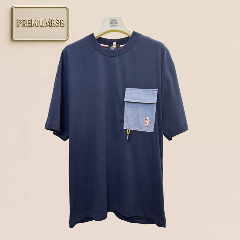 Monc - Pocket Logo Hook Short-Sleeved T-shirt