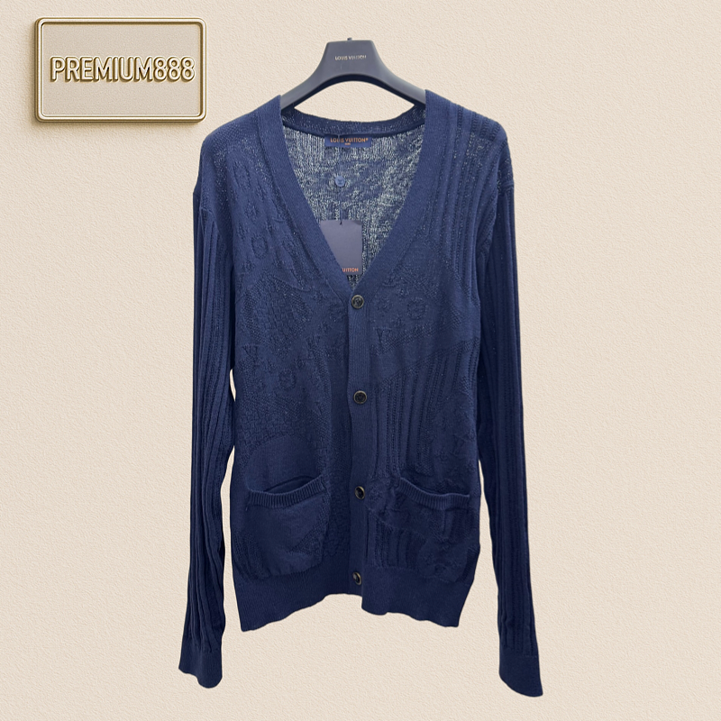 1v Louis Dark Patterned Lettered Plaid V-Neck Knit Cardigan