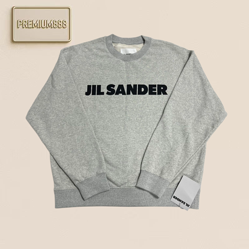 Jil Large Letter Round Neck Shirt