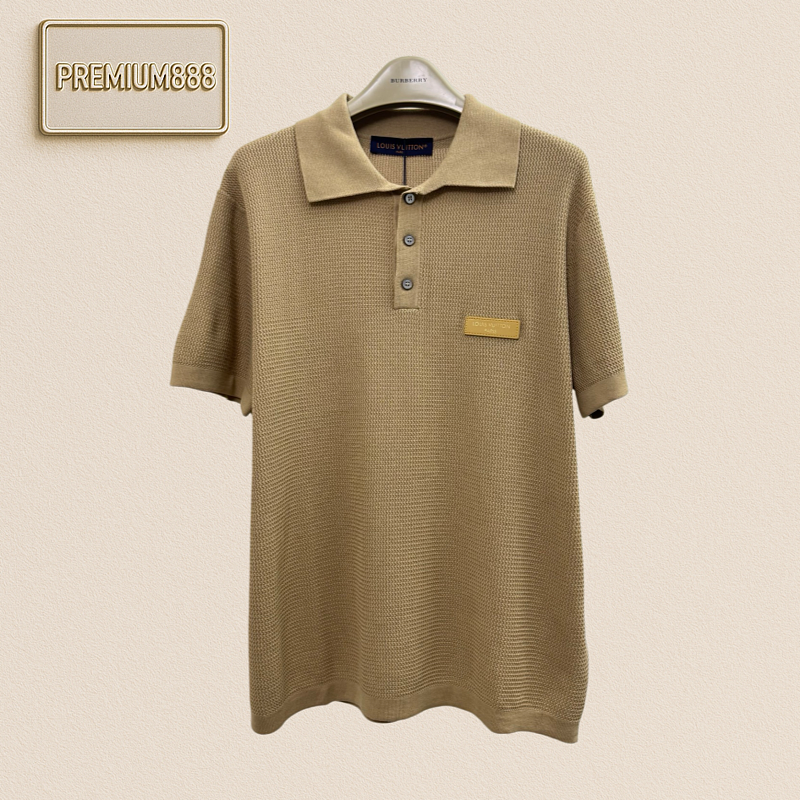 1v Louis Lettered Leather Label Logo On Polo Shirt With Knitted Short Sleeves