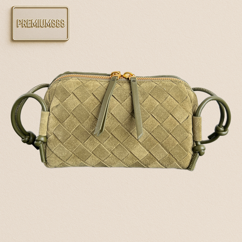 The New Concert Pouch Model Is Truly The Most Beautiful And Practical Mini Bag I've Ever S