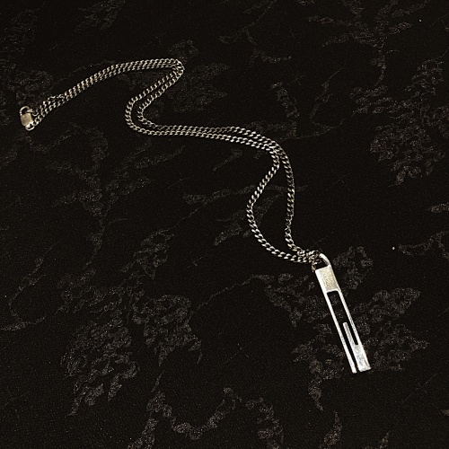 Gu Cc's Couple G Vertical Pendant CardItem ID