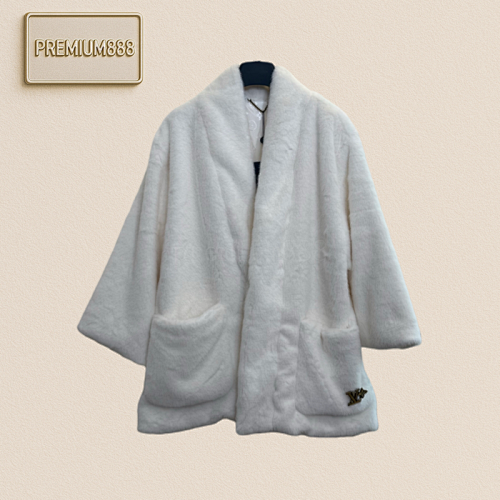 1v Louis Nigo Collaboration With Mink V-neck And Uniform Fur