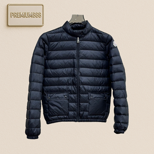 Moncler The Tag Is Equipped With An Nfc Electronic Sensor For Anti-counterfeiting