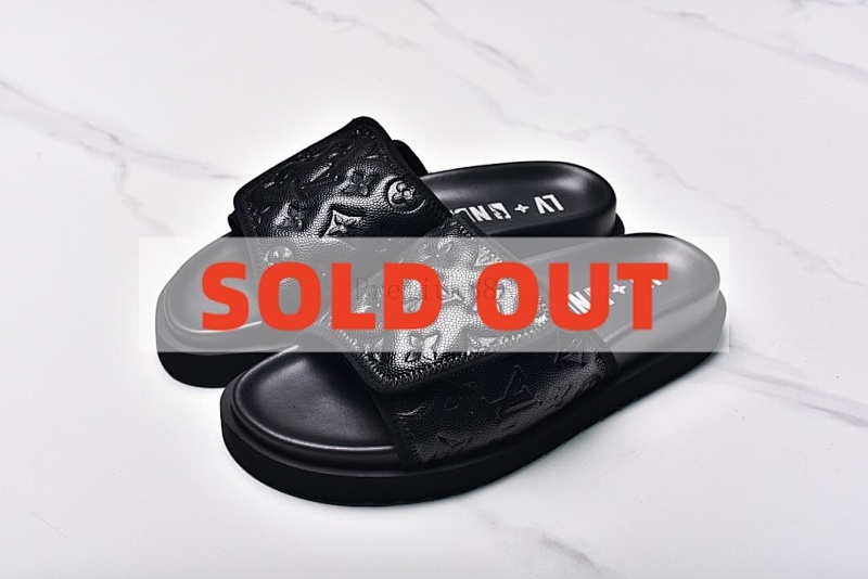 Louis Vuitton Miami Round Toe Open Toe Logo Embossed Slippers Men's Black