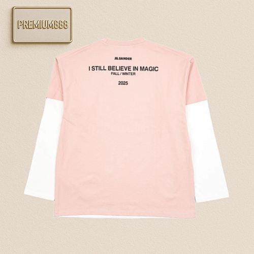 Jil Really Has Two Pink Pieces