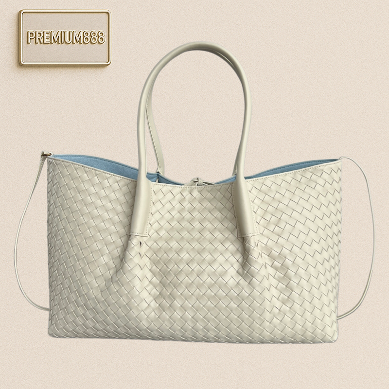 The Sense Of Security Is Maximized. The Weaving Texture Is So Exquisite That It's Hard To