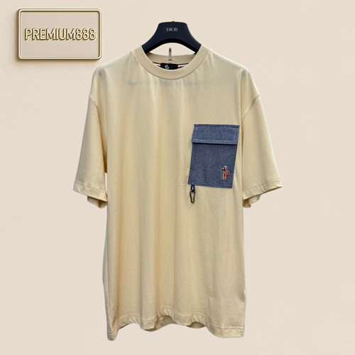 Monc - Pocket Logo Hook Short-Sleeved T-shirt