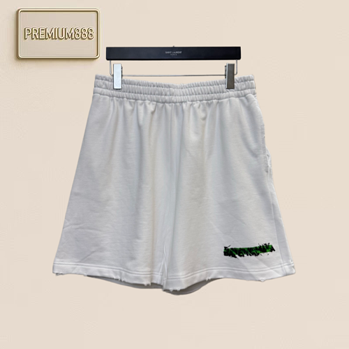 Bal Paris 26ss Green Belt Embossed Cracked Logo Letter Shorts
