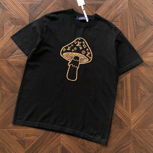L T-Shirt Sweater
