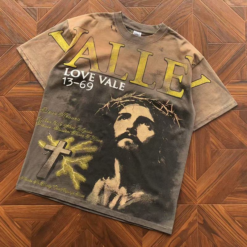 VA L Y T-Shirt